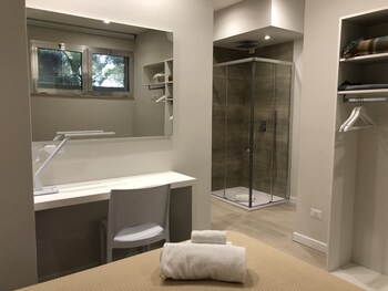 isola bella infinity suites