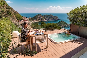 isola bella infinity suites