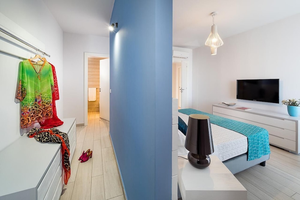 isola bella infinity suites