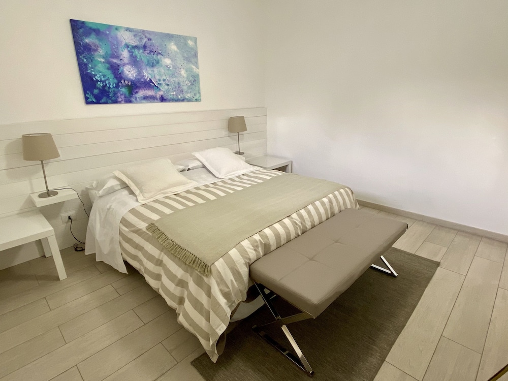 isola bella infinity suites