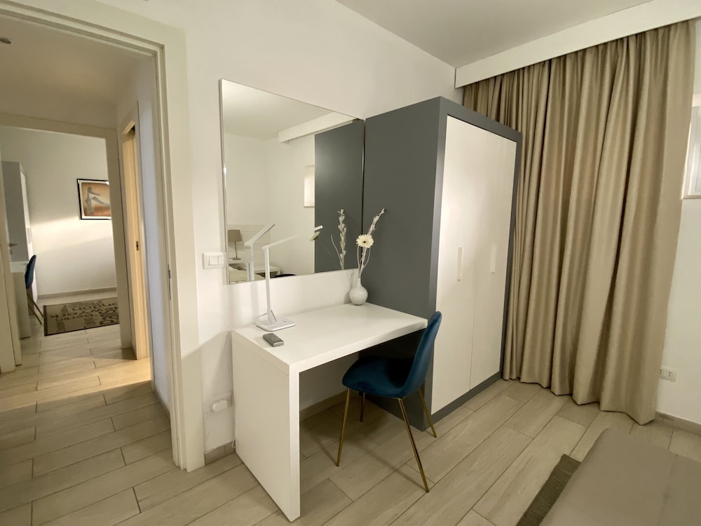 isola bella infinity suites