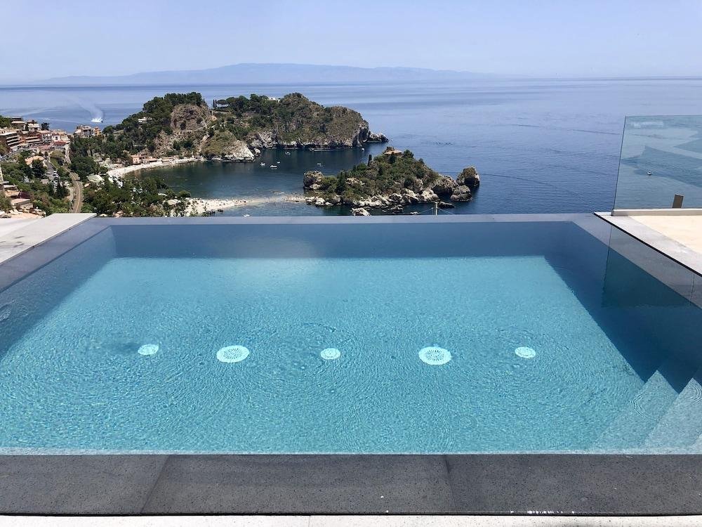 isola bella infinity suites
