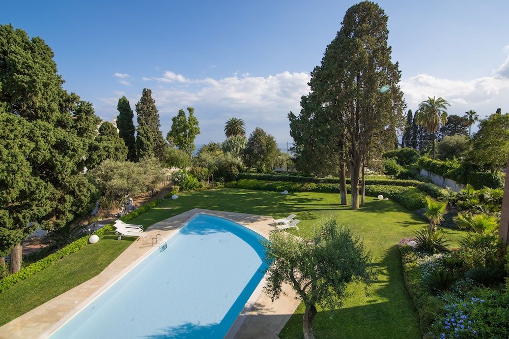 isola bella infinity suites