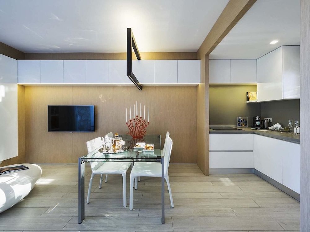 isola bella infinity suites