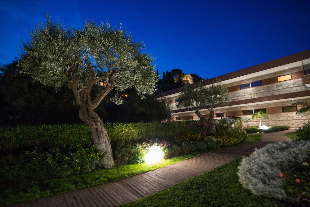 isola bella infinity suites