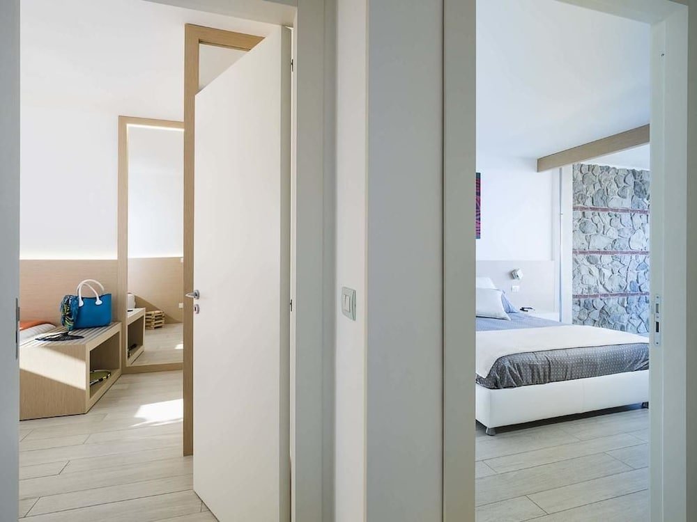 isola bella infinity suites