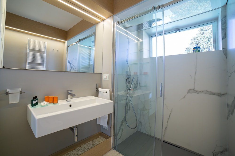 isola bella infinity suites