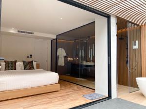 Nirundorn Resort,Cha-Am Beach>>Cha-Am,3 star