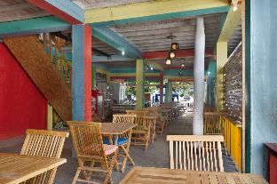 warna beach hotel
