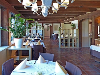 hotel restaurant schwyzerhuesli