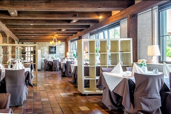 hotel restaurant schwyzerhuesli