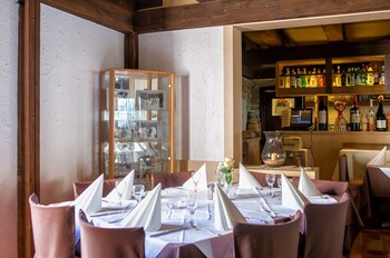 hotel restaurant schwyzerhuesli