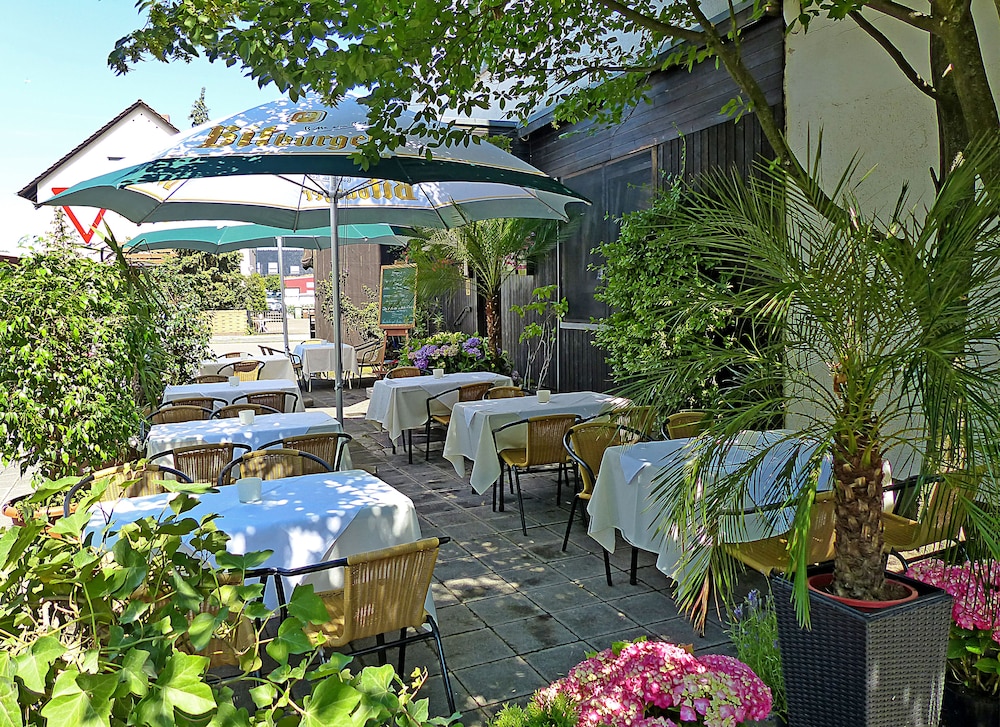 hotel restaurant schwyzerhuesli