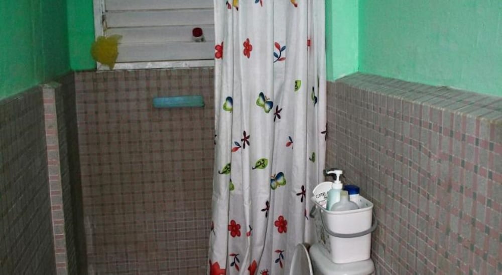 8th street guesthouse sto nino cebu hostel