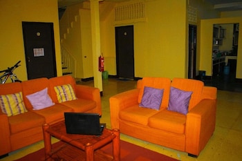8th street guesthouse sto nino cebu hostel