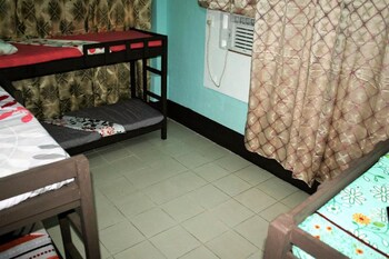 8th street guesthouse sto nino cebu hostel