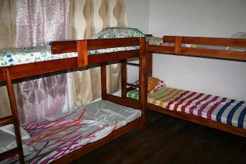 8th street guesthouse sto nino cebu hostel