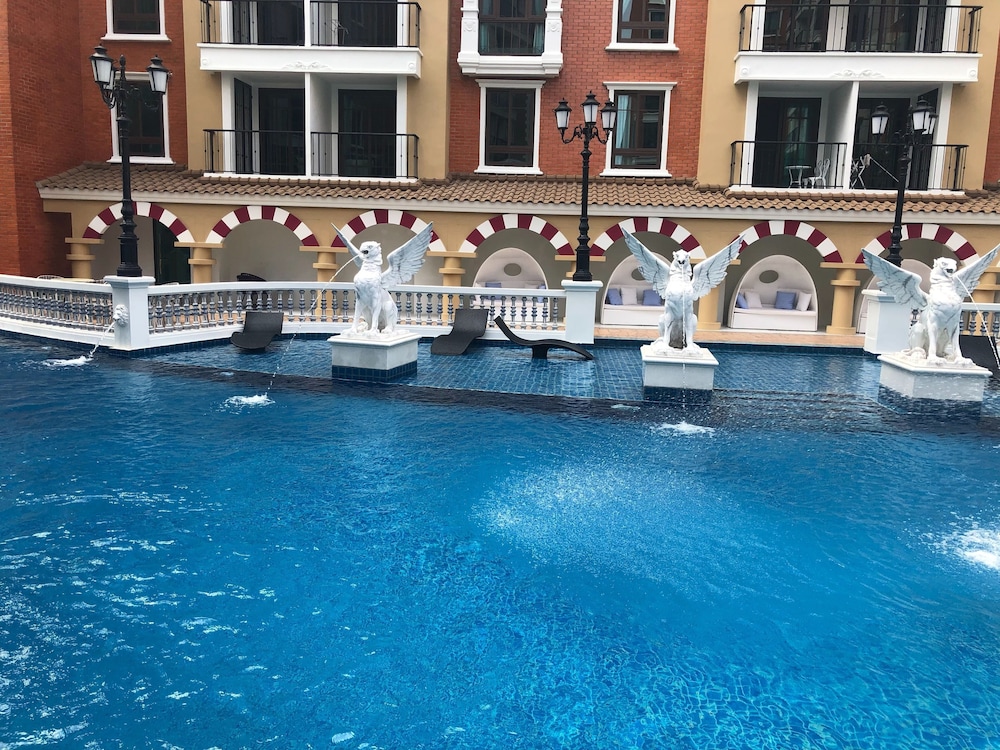 espana condo resort pattaya tlh
