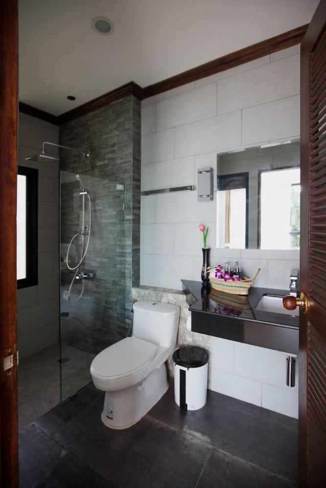 krabi naka villa