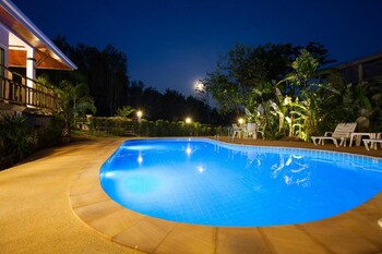 krabi naka villa