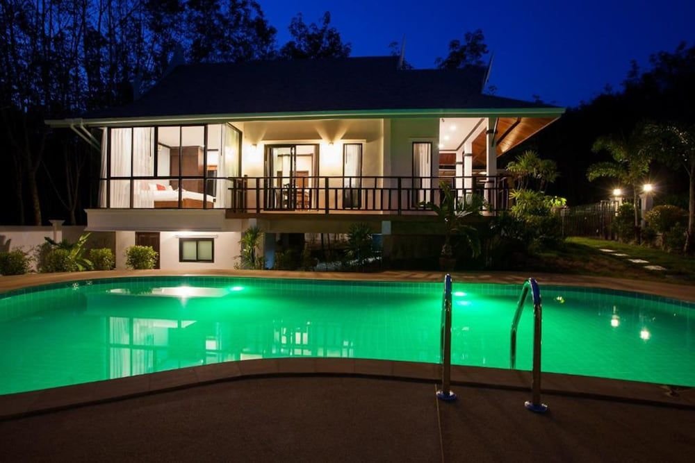 krabi naka villa