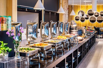 atour hotel new port development zone nanjing