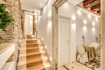 pantheonview luxury suites