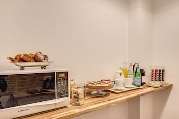 pantheonview luxury suites