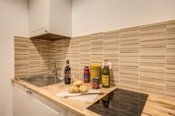 pantheonview luxury suites