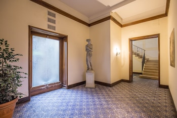 pantheonview luxury suites