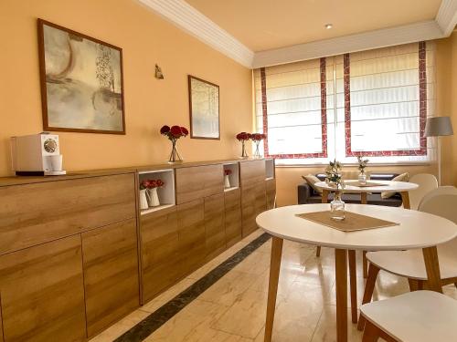 casablanca hotel studios