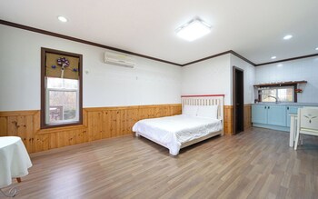 petit maison pension