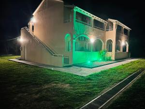 Marina Studios,Peroulades>>Corfu,2 star
