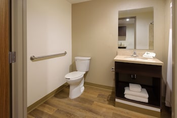 extended suites tijuana macroplaza