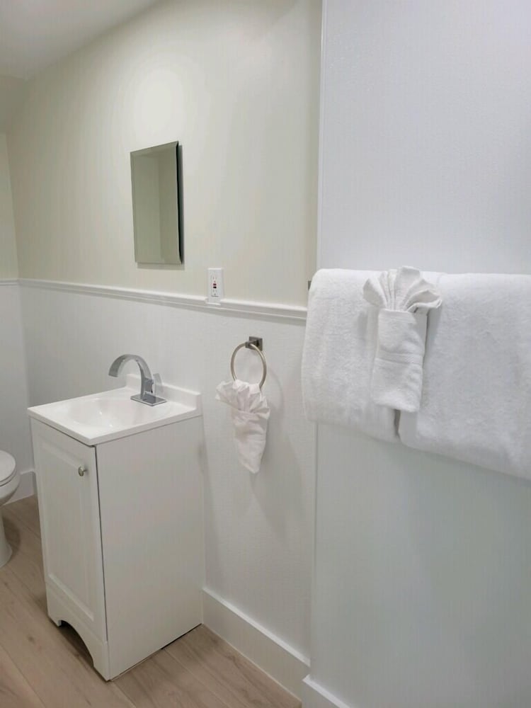 conch key fishing lodge and marina