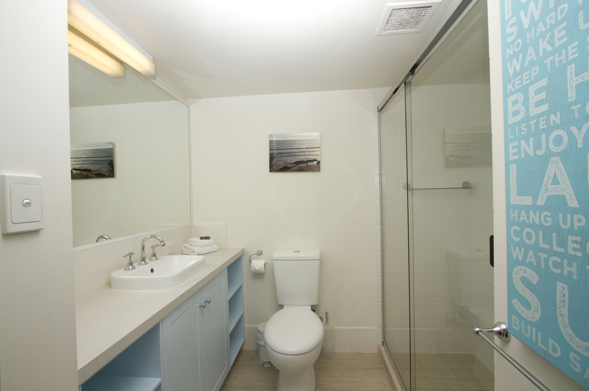 beach retreat coolum