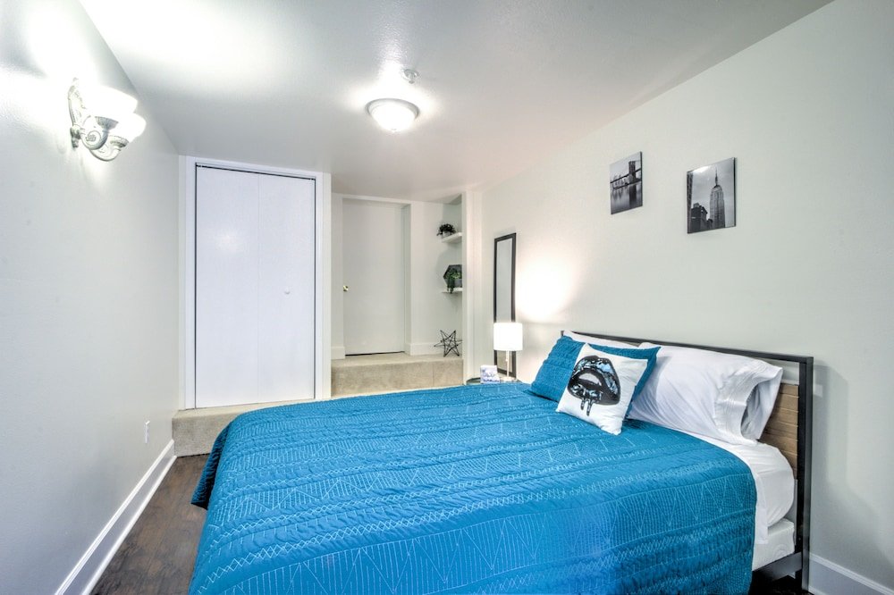 capitol hill apartments