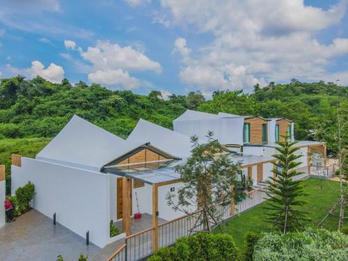 the x10 private pool villa and resort
