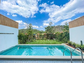 the x10 private pool villa and resort