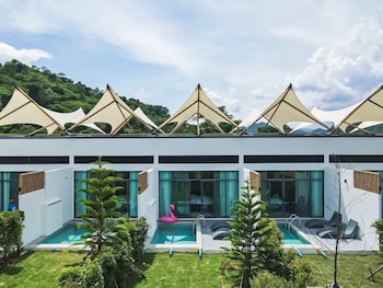 the x10 private pool villa and resort