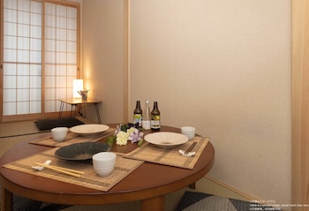 stay sakura kyoto nijo castle west i