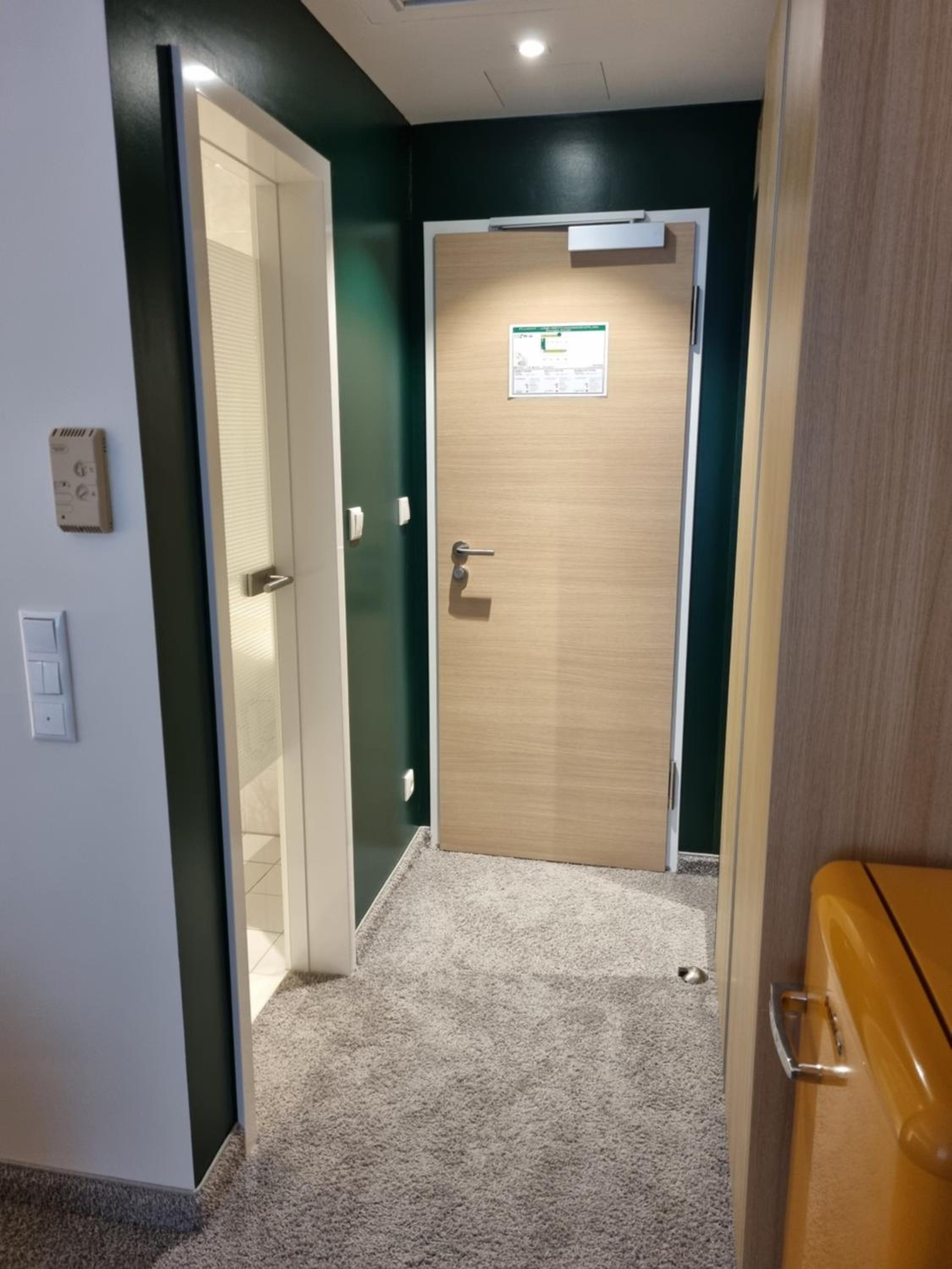 carat hotel and apartments