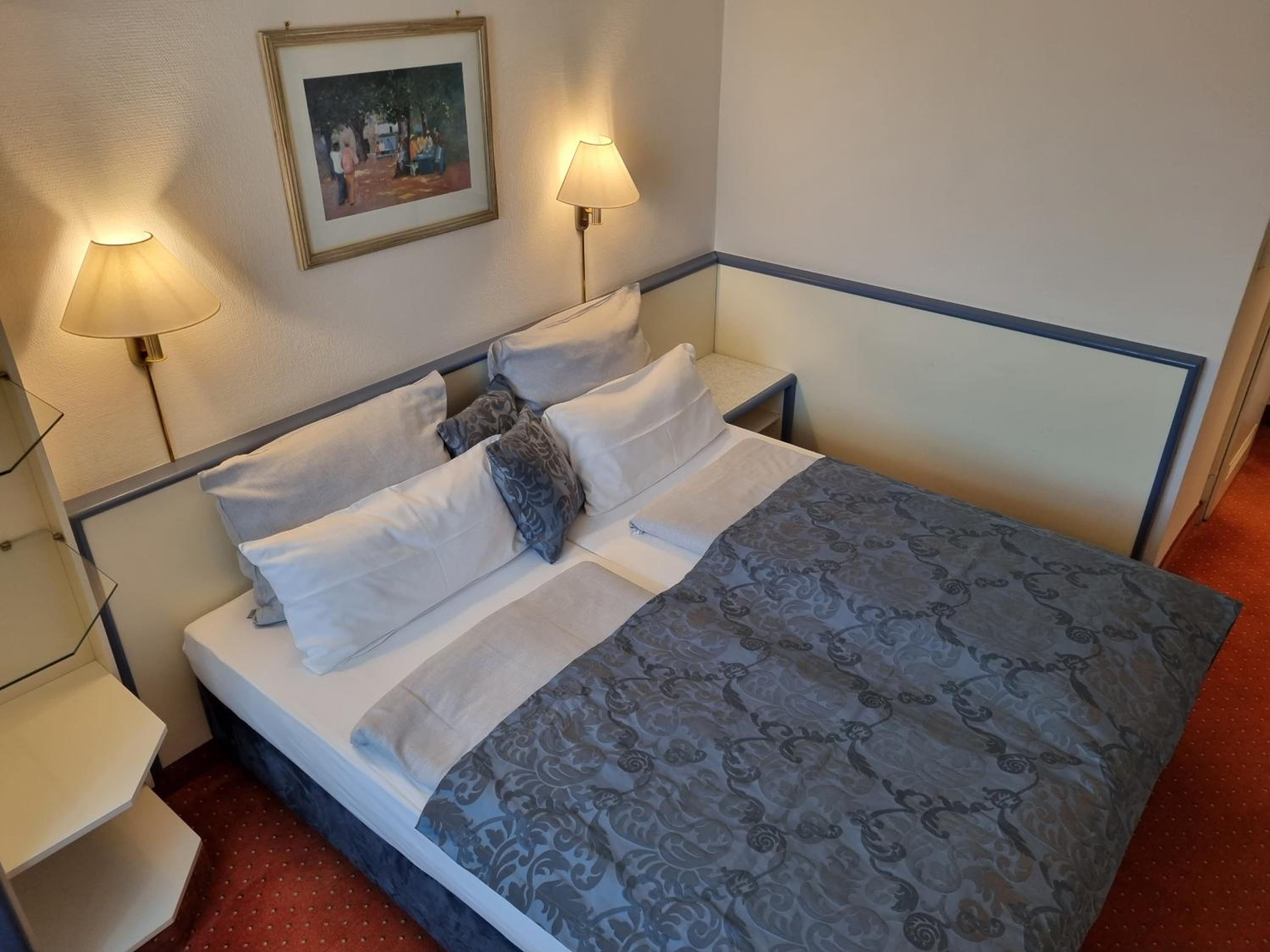 carat hotel and apartments