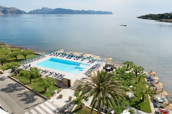 hotel more