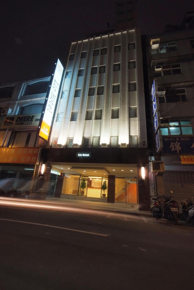 lio hotel