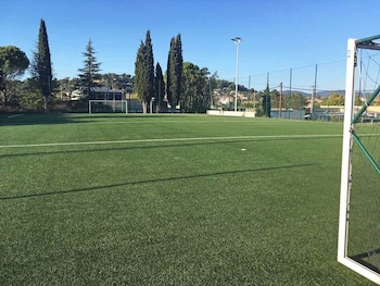 complexe hotelier regain