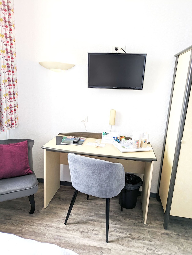complexe hotelier regain