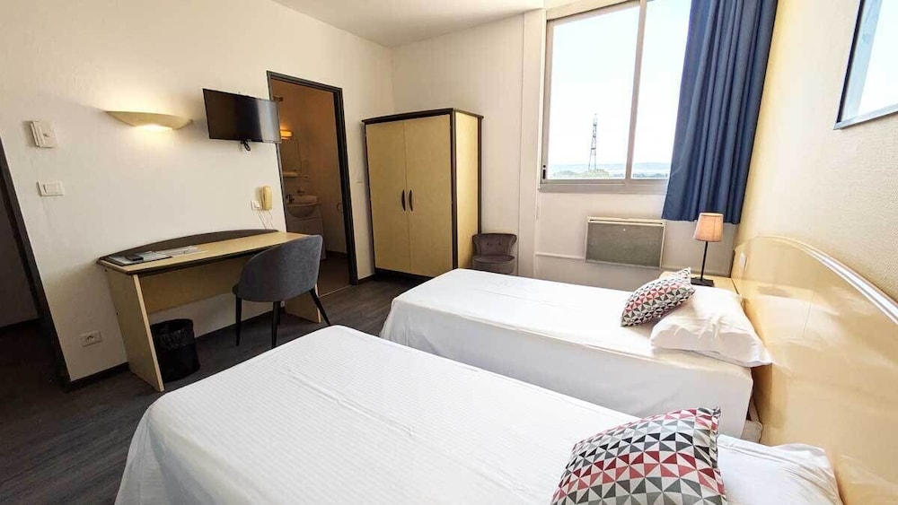 complexe hotelier regain