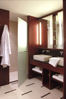 le mauritia hotel and spa