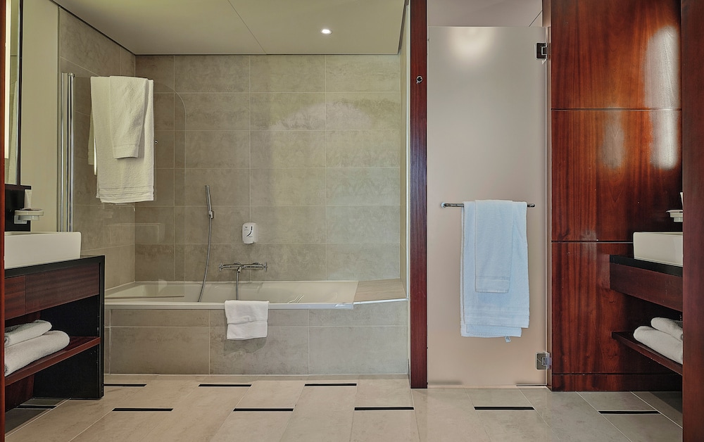 le mauritia hotel and spa